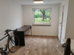 Zimmer EG Anbau - Ruhig gelegene Doppelhaushälfte am Hageberg