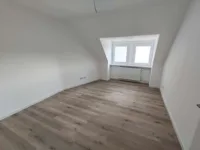 Schlafzimmer DG links