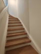 Treppe zum Obergeschoss - Schöne 3-Zimmer-Maisonettewohnung in der Fallersleber Altstadt !