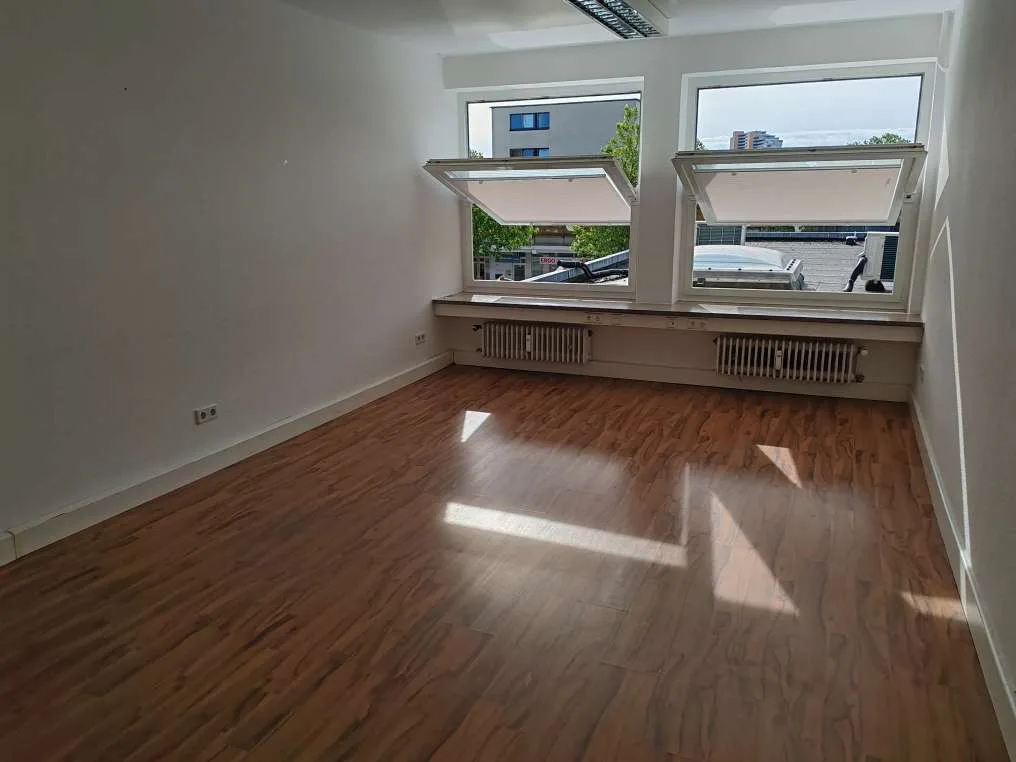 Büro 2