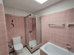 Badzimmer mit Oberlicht - Kettenbungalow mit Vollkeller in Wolfsburger Nordstadt!